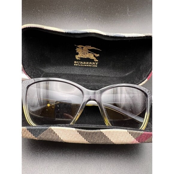 Burberry B 4109 Sunglasses with Case - Picture 1 of 10